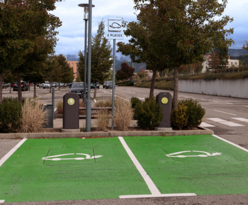 Borne électrique arcal'oz annecy